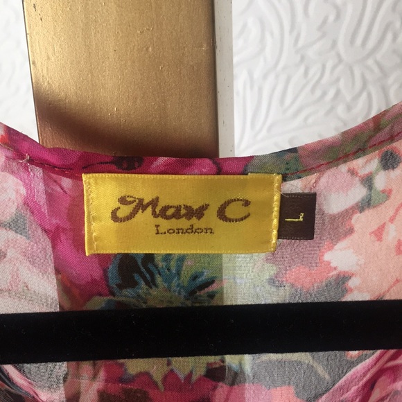 Sheer floral top - Picture 2 of 3